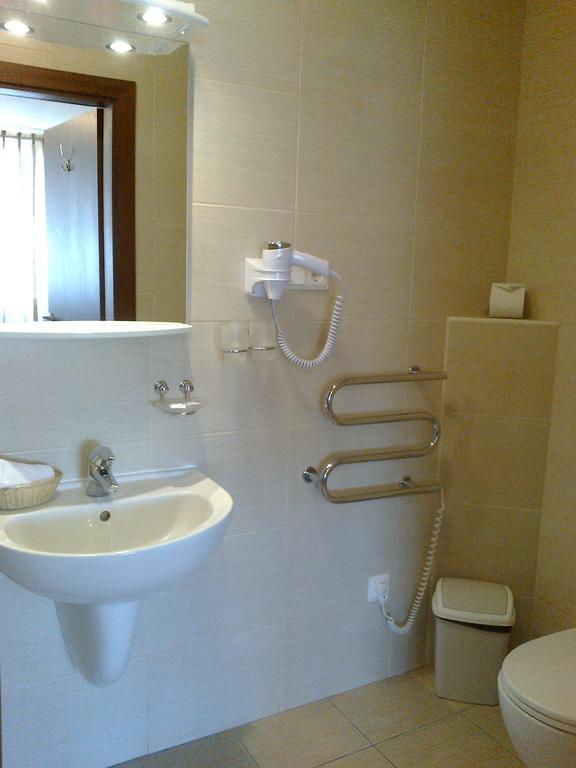 Gilija Hotel ชิลูเต ภายนอก รูปภาพ