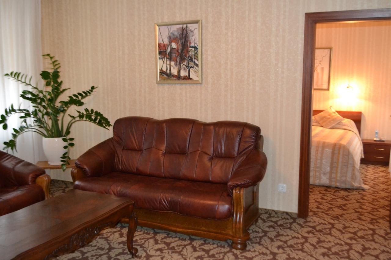 Gilija Hotel ชิลูเต ภายนอก รูปภาพ