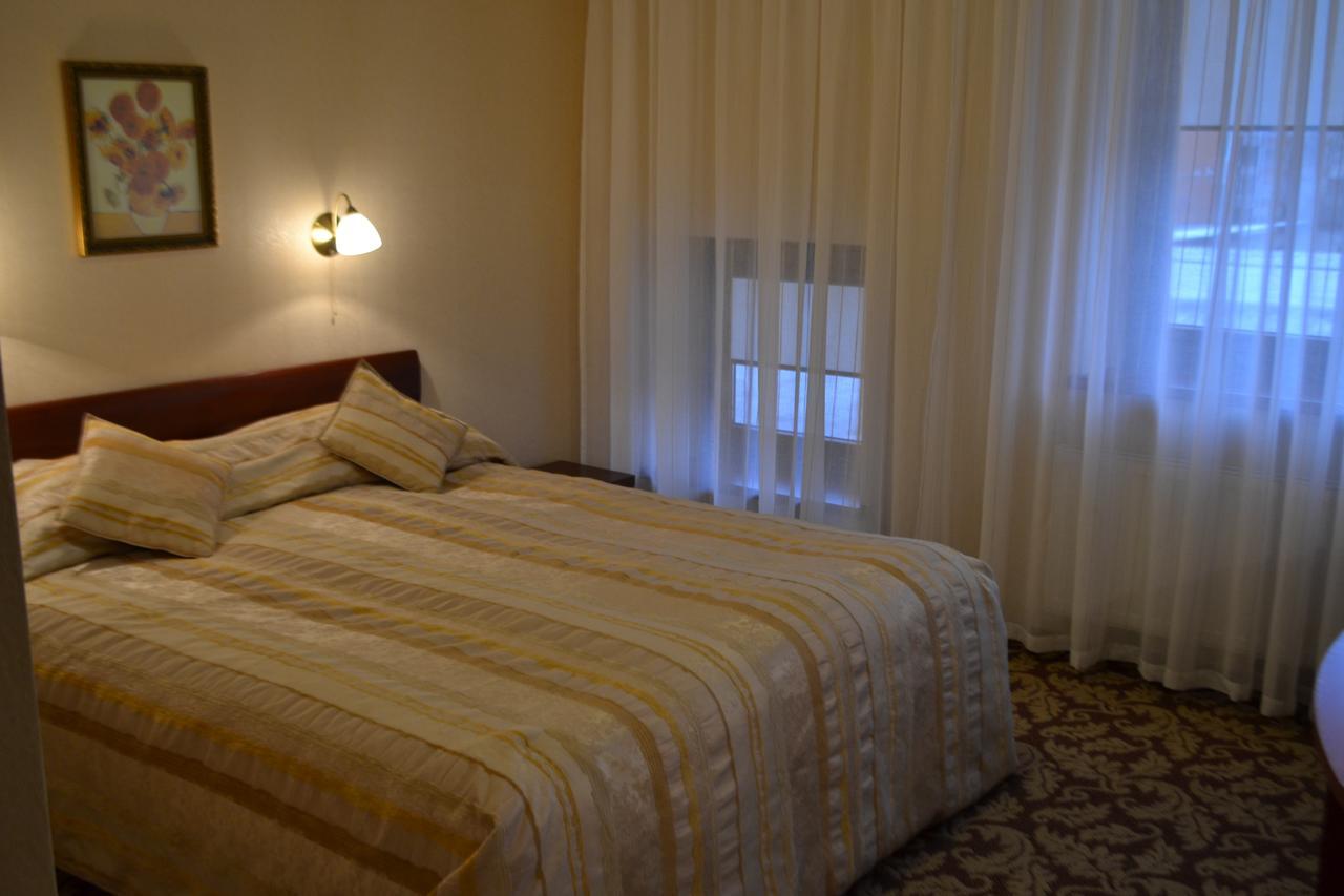Gilija Hotel ชิลูเต ภายนอก รูปภาพ