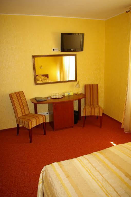 Gilija Hotel ชิลูเต ภายนอก รูปภาพ